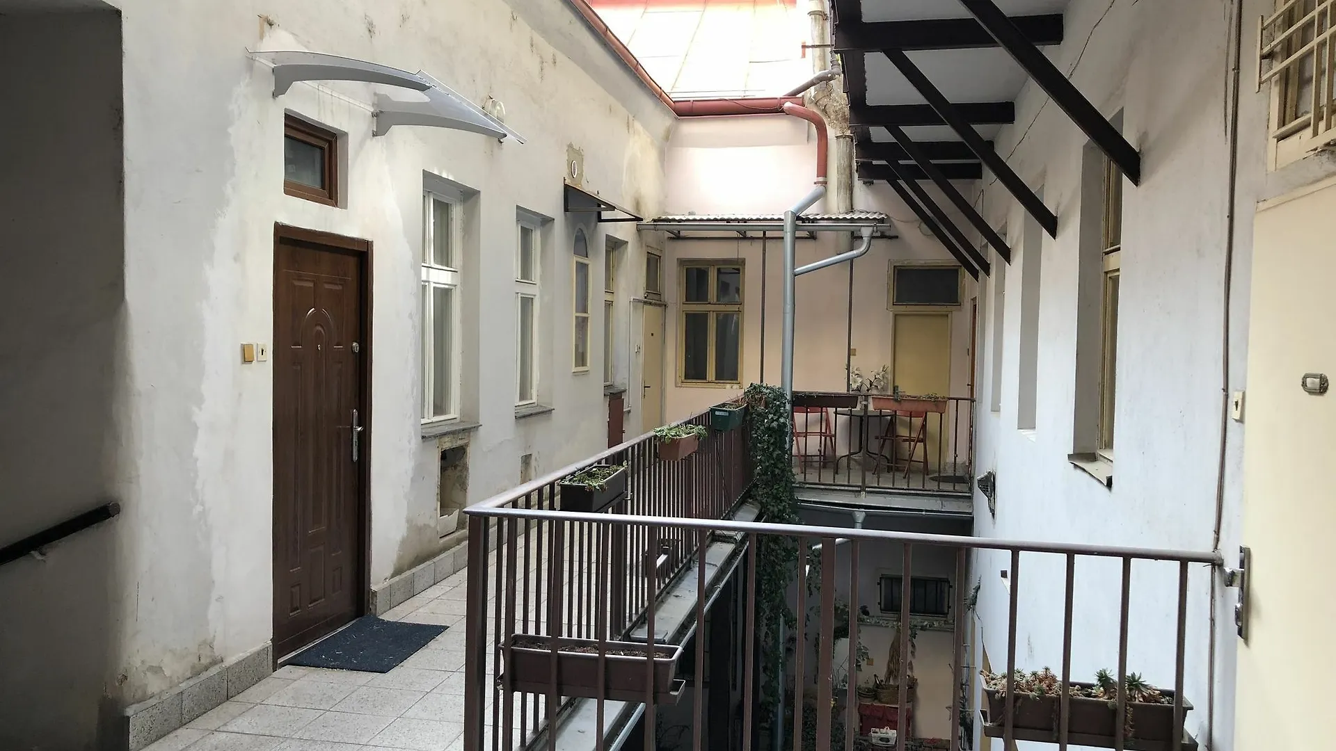Avocado Apartment Prága